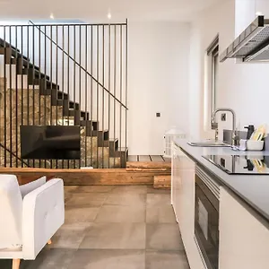 El Call Atic Con Vistas Al Puente De Apartamento